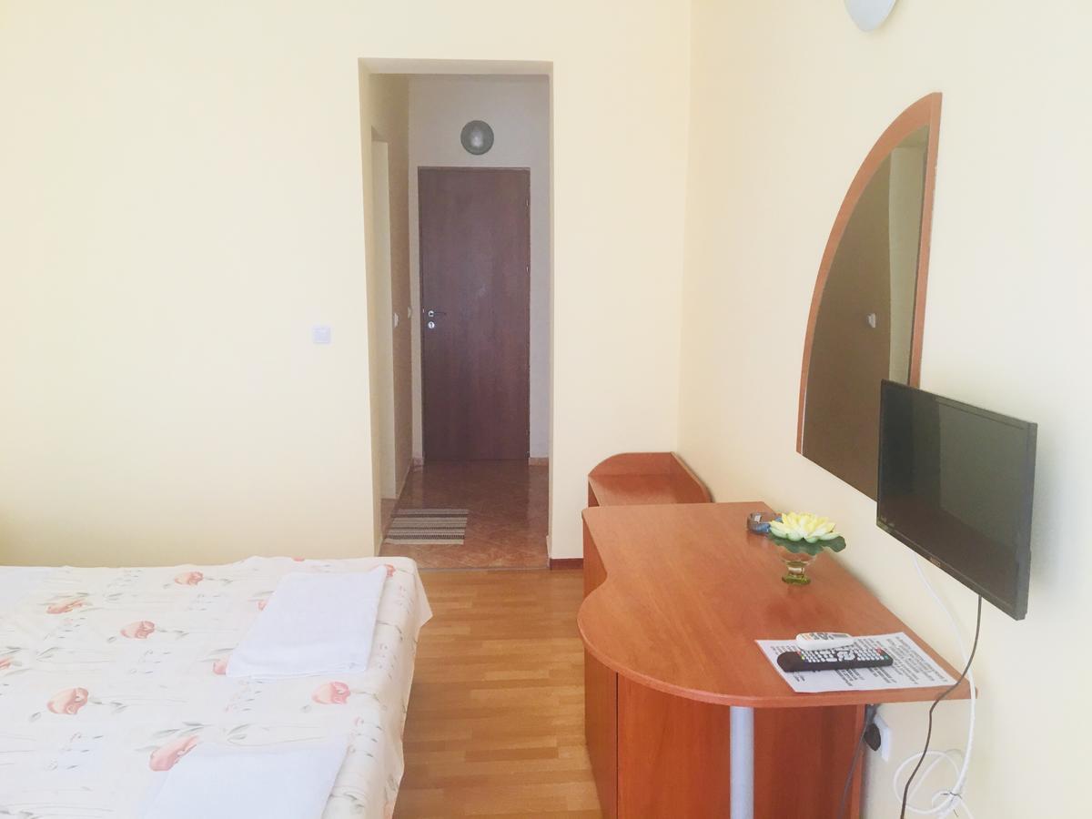 Hotel Elmaz ロゼネッツ エクステリア 写真