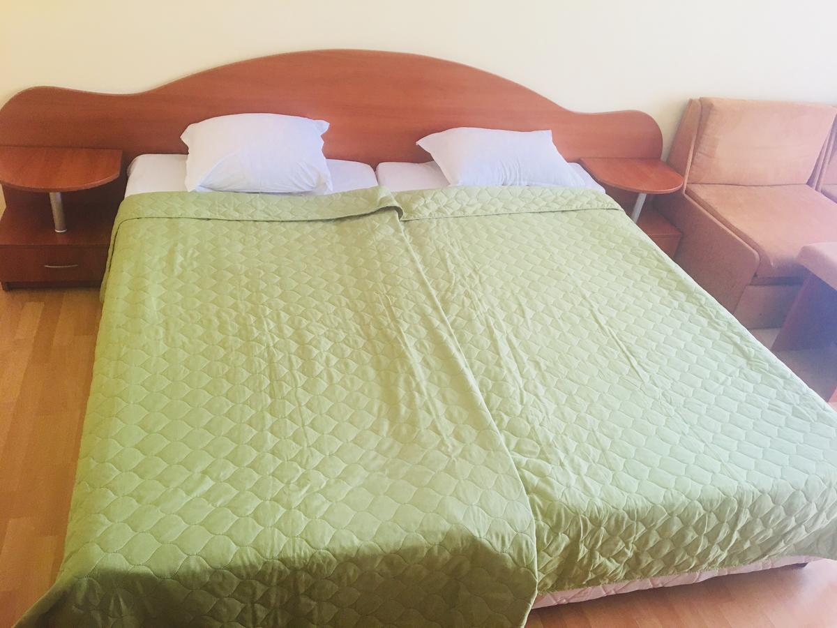 Hotel Elmaz ロゼネッツ エクステリア 写真